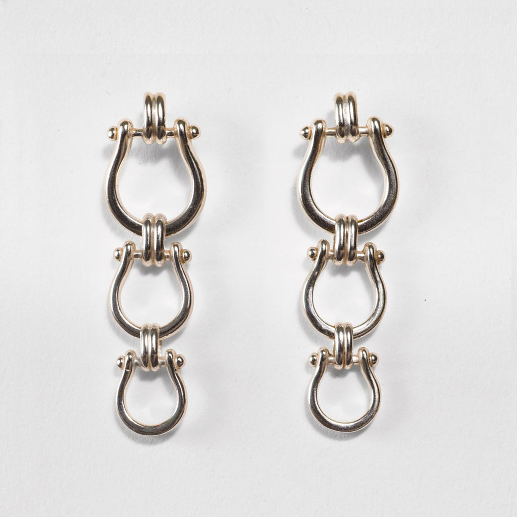 Chapelle - Horseshoe Link Equestrian Bracelet in Silver