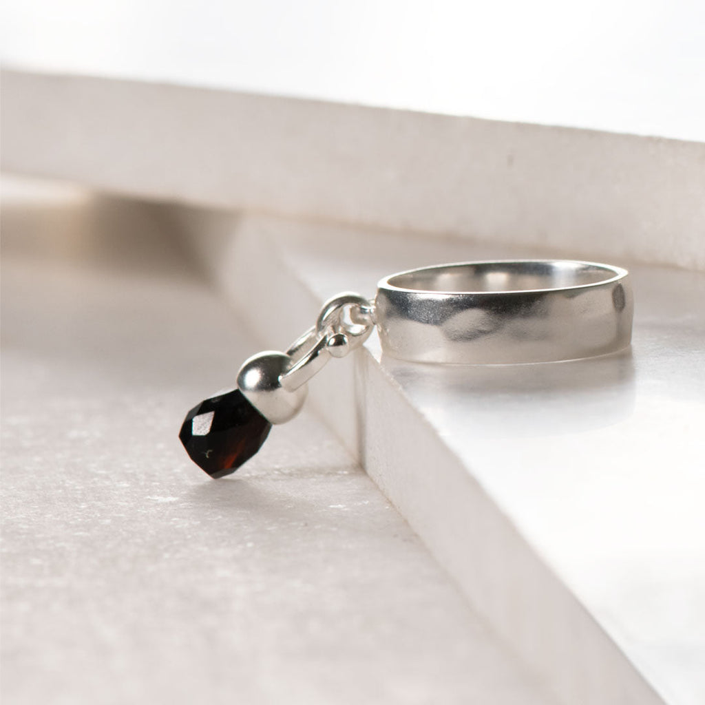 Adele - Black Onyx Equestrian Horse Bit Necklace in Silver