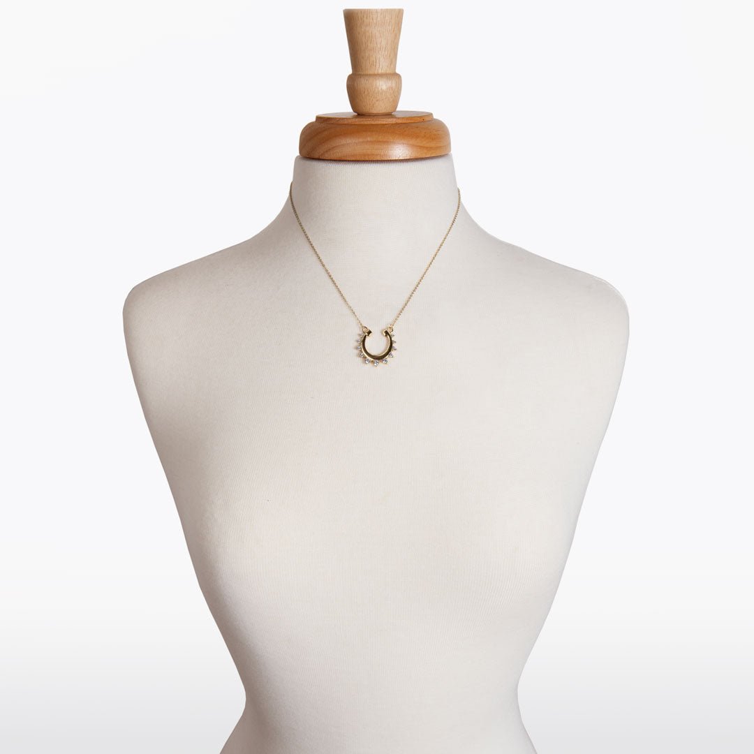 Anola - Diamond Cut Horseshoe Necklace in Gold