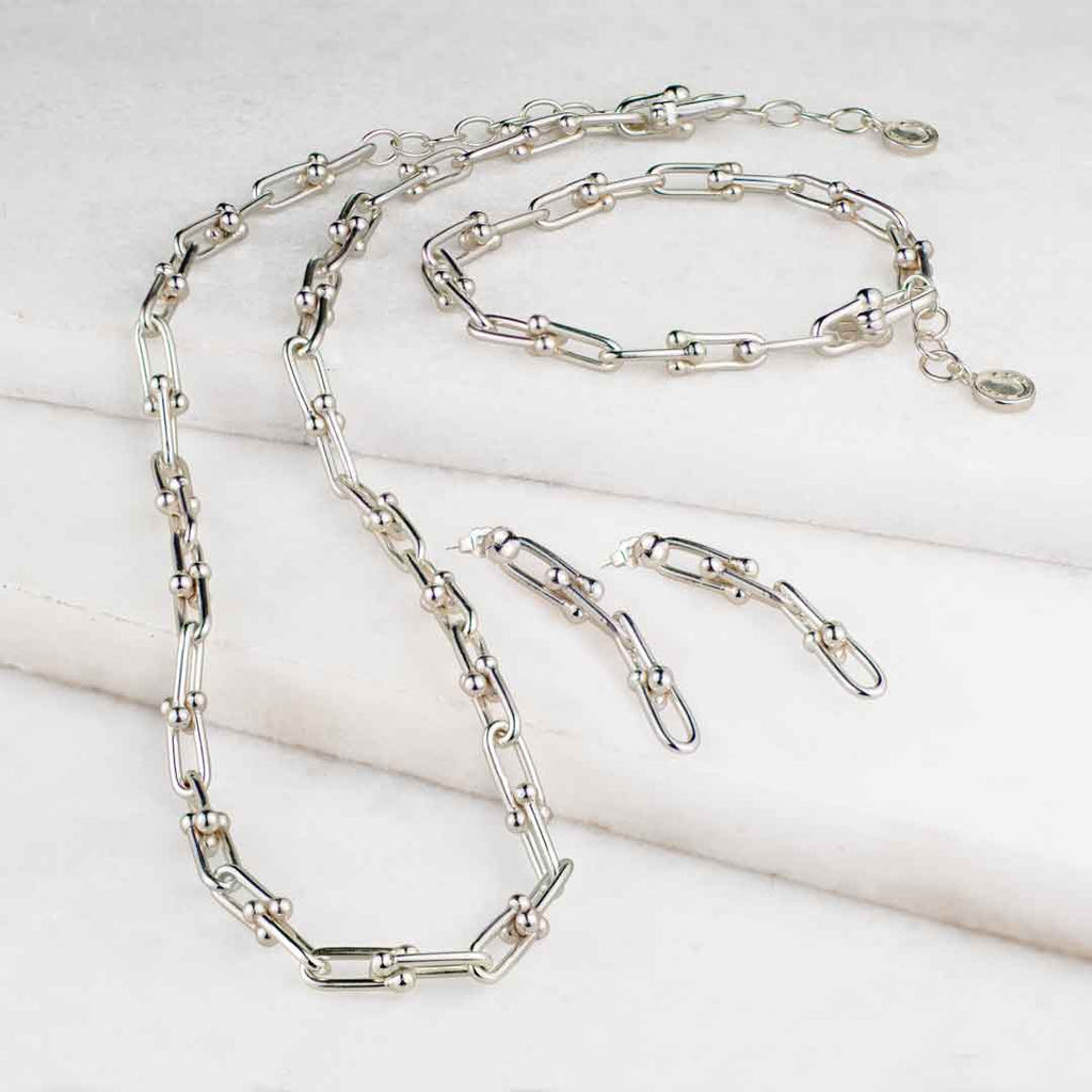 Bellamy - Horseshoe Link Equestrian Necklace in Silver