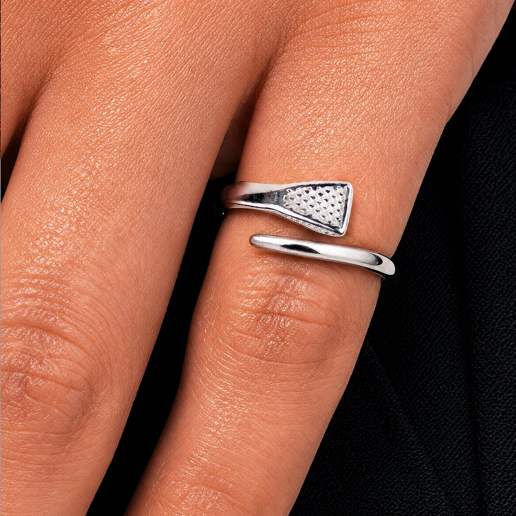 Blacksmith - Horseshoe Nail Wrap Around Equestrian Ring in Silver