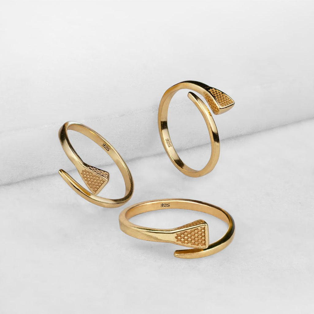 Blacksmith - Horseshoe Nail Wrap Around Equestrian Ring in Gold