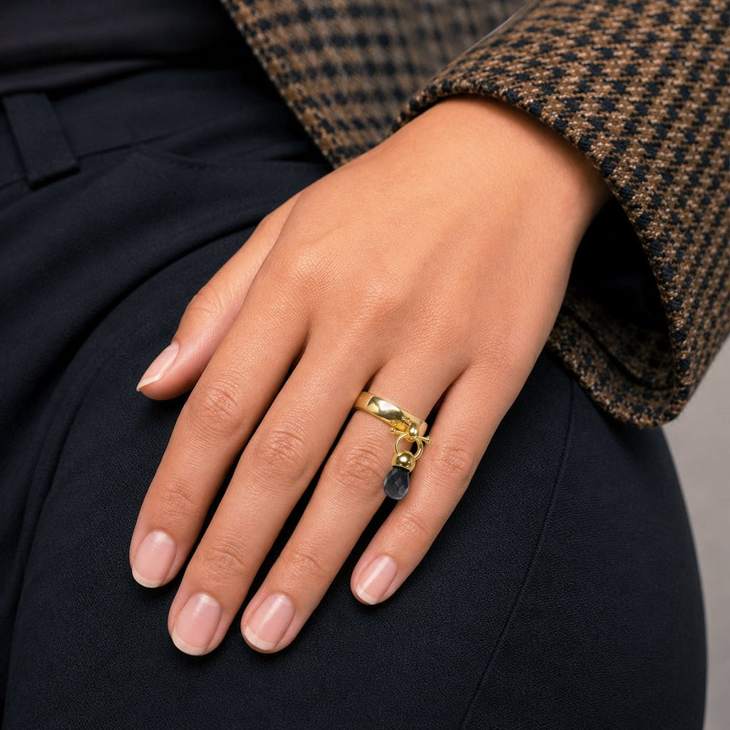 Brio - Black Onyx Horse Bit Equestrian Ring in Gold