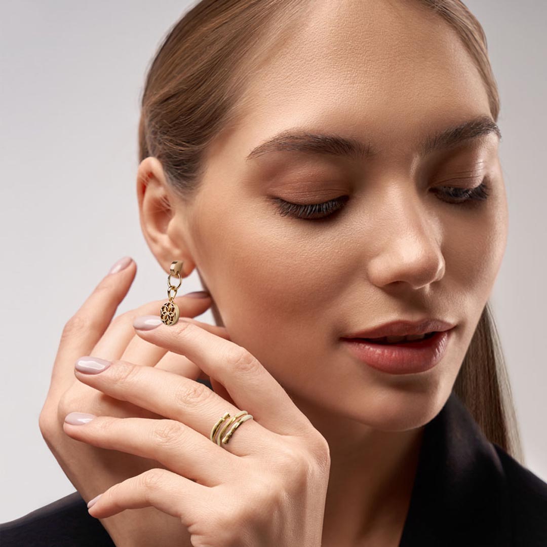 Cavallo - Spiral Horse Hoof Equestrian Ring in Gold