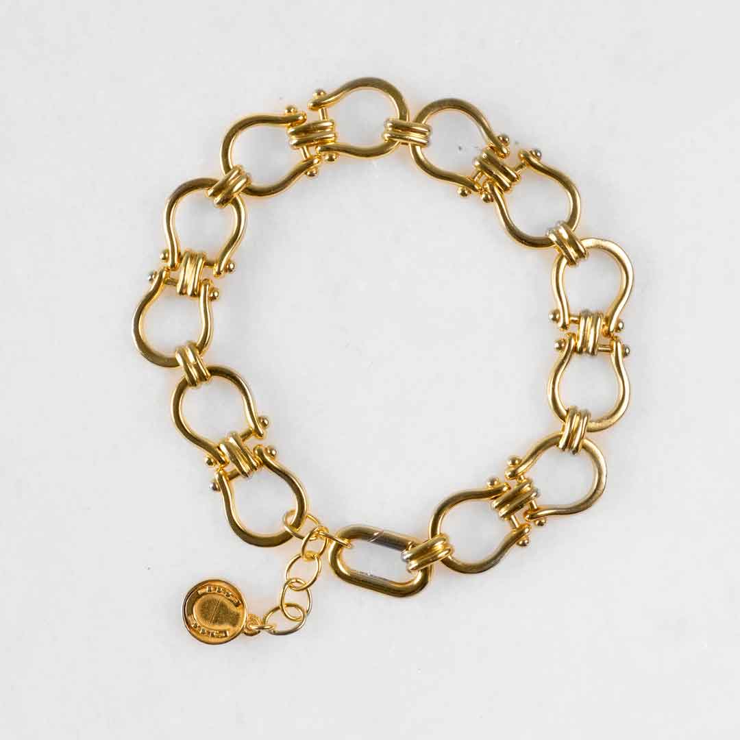 Chapelle - Horseshoe Link Equestrian Bracelet in Gold