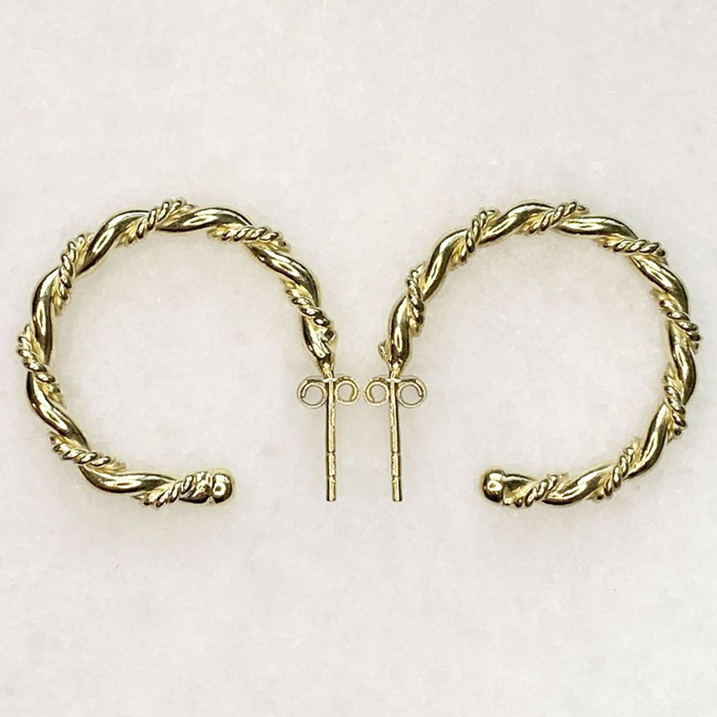 Lariat - Rope Twist Hoop Earring in Gold -Small