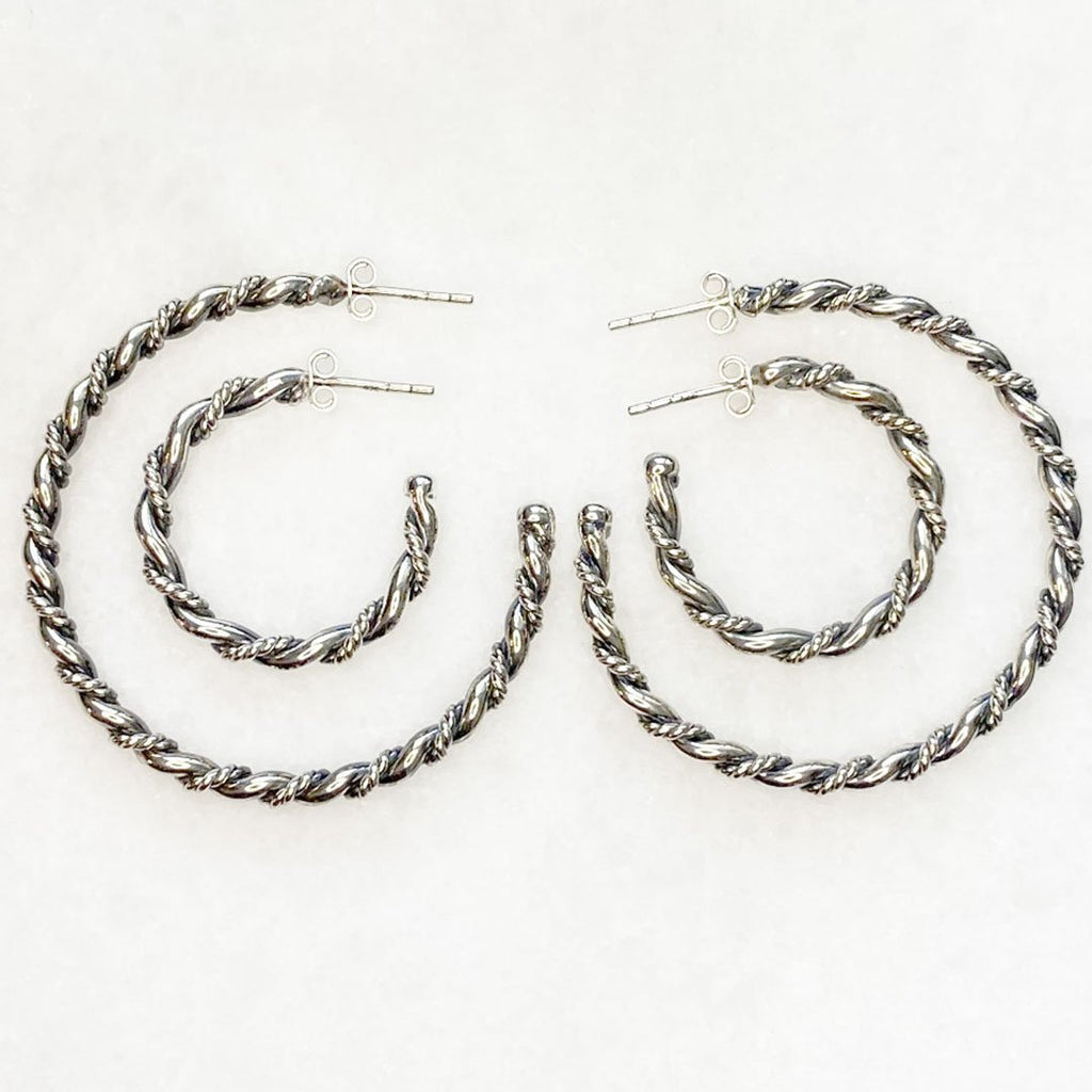 Lariat - Rope Twist Hoop Earring in Silver - Small