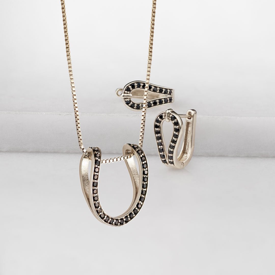 Levade -Black Moissanite Horseshoe Equestrian Necklace in Silver