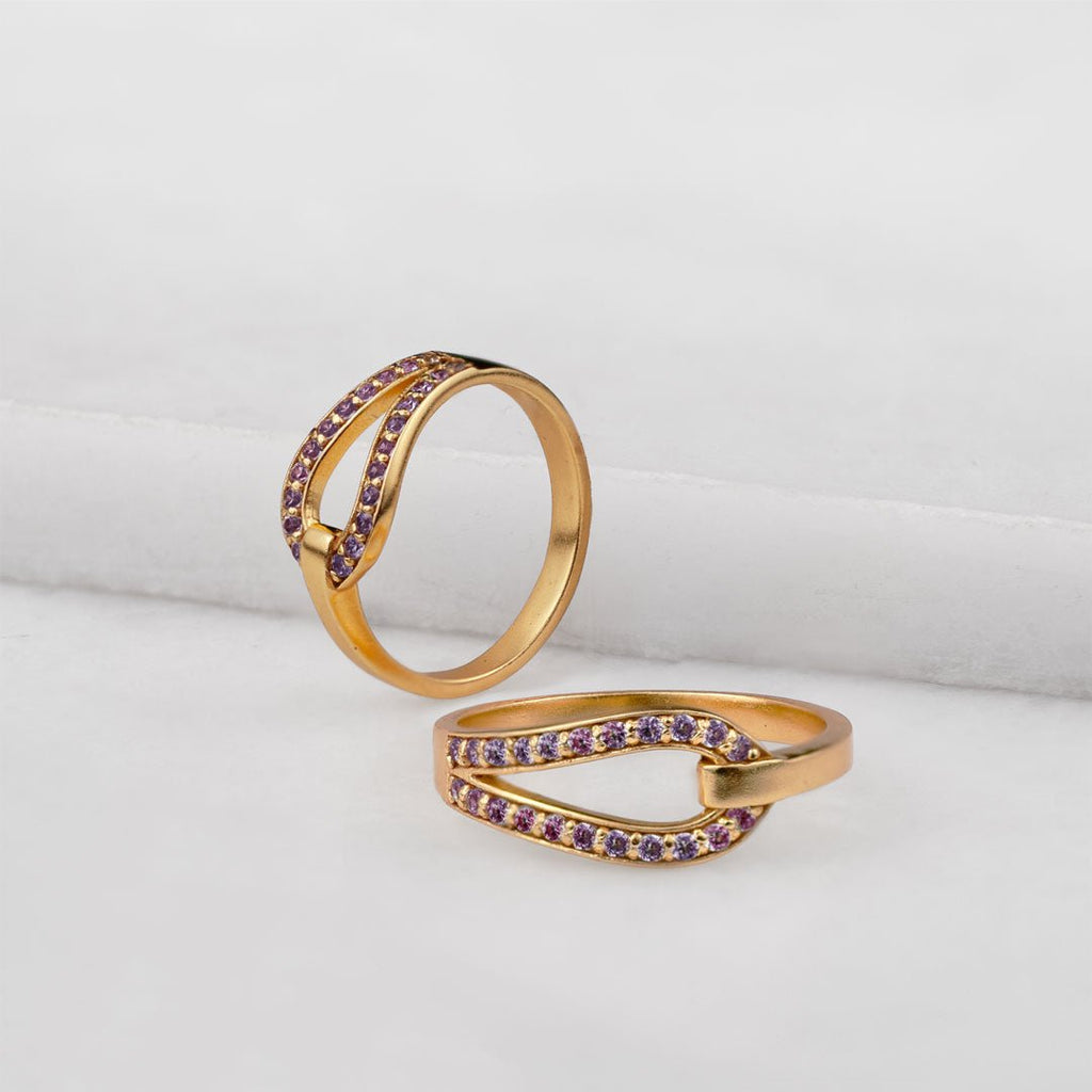 Levade - Moissanite Violet Stone 14K Gold vermeil Horseshoe Earring