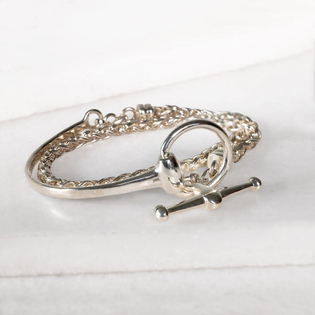 Odeza - Horse Bit Toggle Equestrian Necklace in Silver