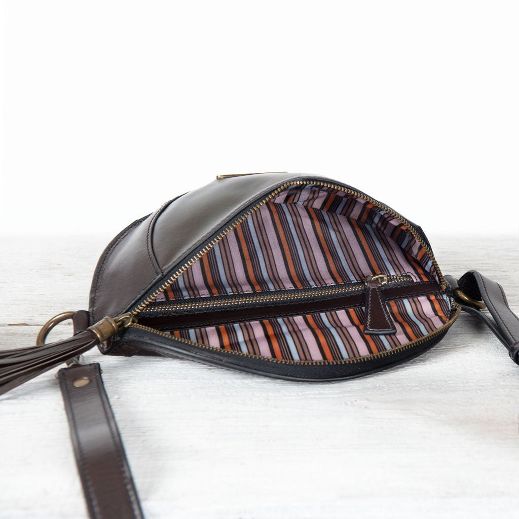 Sonoma Sling Bag in Deep Brown