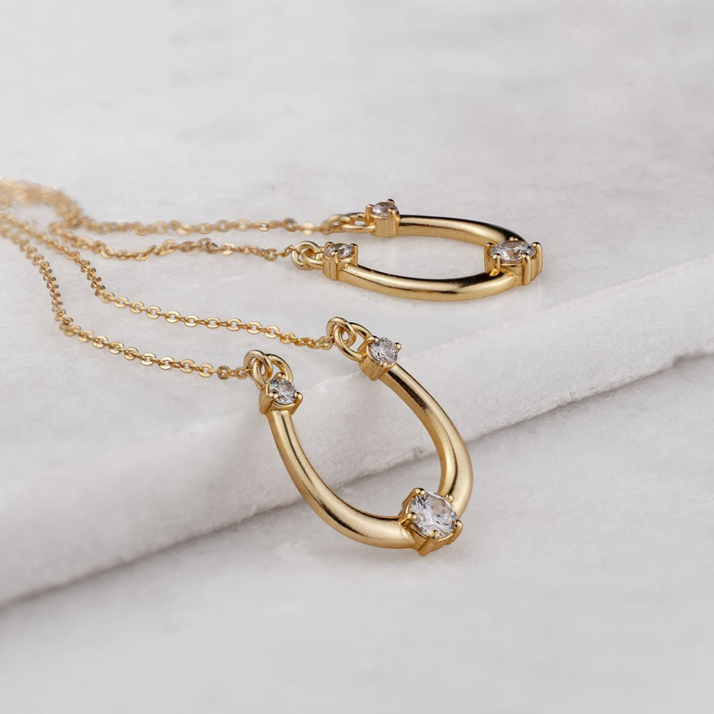 Trinity - Moissanite Stone Horseshoe Necklace in Gold